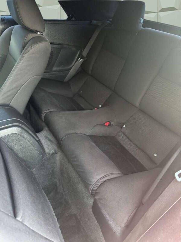 2012 Ford Mustang V6