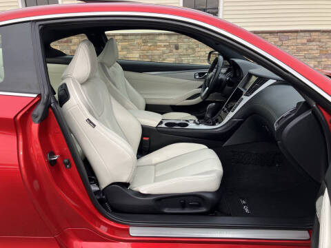 2017 Infiniti Q60 Red Sport 400