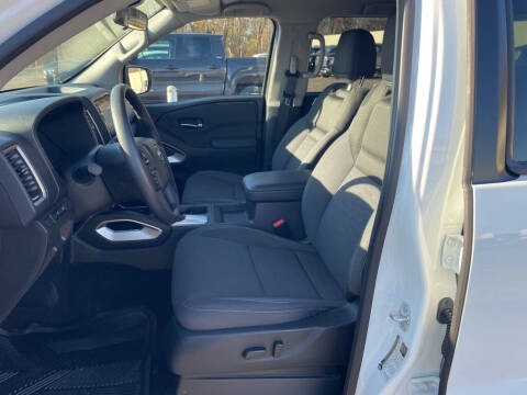 2024 Nissan Frontier