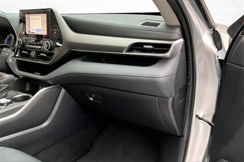 2023 Toyota Highlander Hybrid XLE