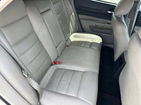 2005 Dodge Magnum RT