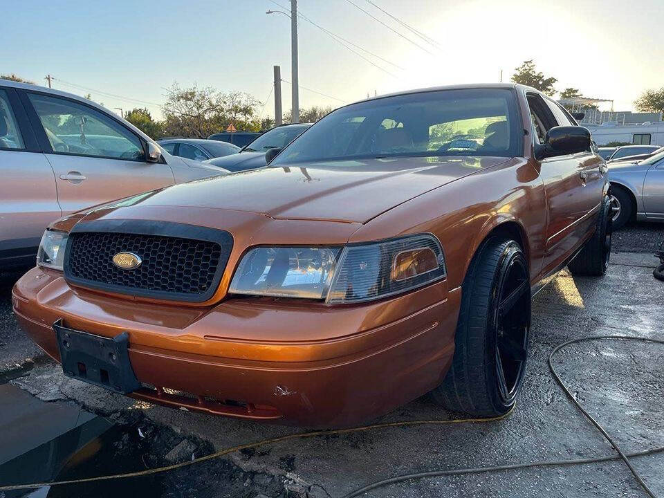 2003 Ford Crown Victoria for sale at 911 Auto, LLC. in Hollywood, FL