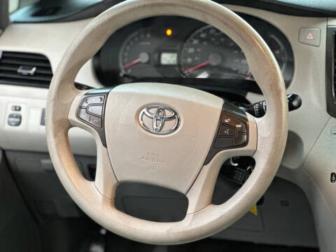 2014 Toyota Sienna