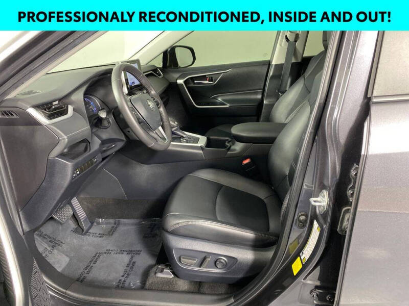 2024 Toyota RAV4 Hybrid XLE Premium