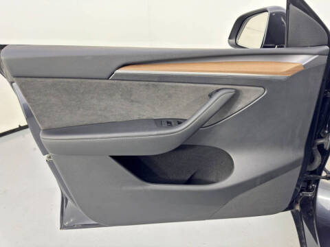 2024 Tesla Model Y Performance