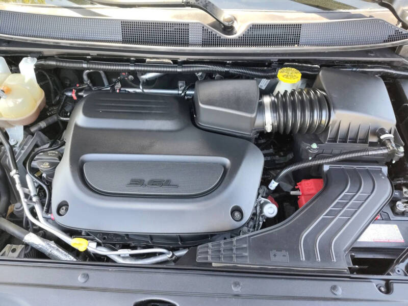 2020 Chrysler Voyager LXi