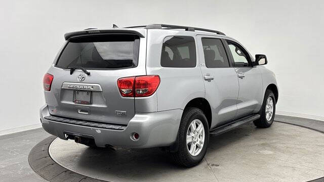 2016 Toyota Sequoia SR5