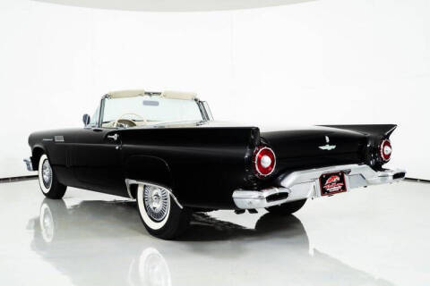 1957 Ford Thunderbird