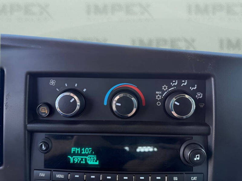 2023 GMC Savana 2500