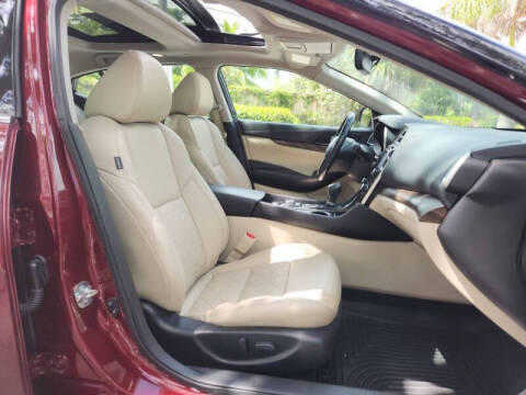 2017 Nissan Maxima Platinum