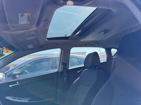 2014 Hyundai Accent SE