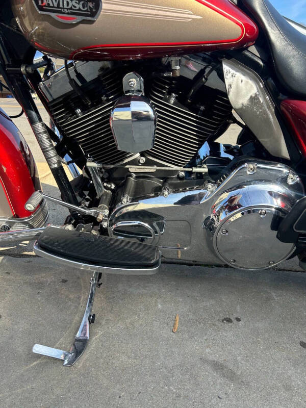 2009 Harley-Davidson Ultra Classic FLHTCU