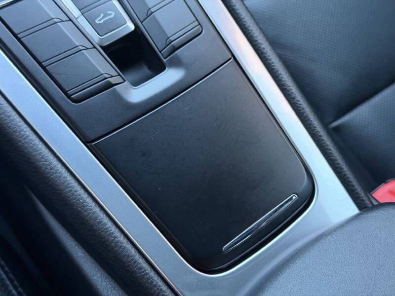 2017 Porsche 911 Carrera