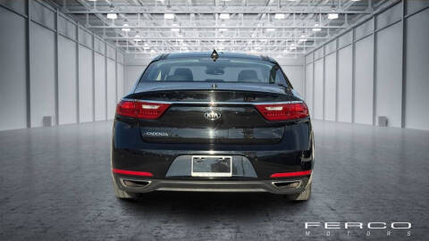 2017 Kia Cadenza Premium