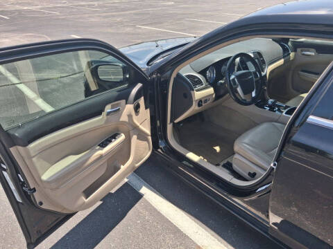 2013 Chrysler 300 Motown