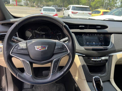 2018 Cadillac XT5