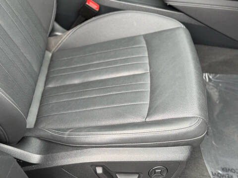 2019 Audi e-tron quattro Premium Plus