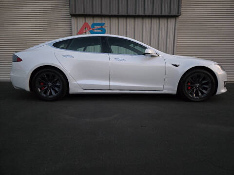 2020 Tesla Model S Performance