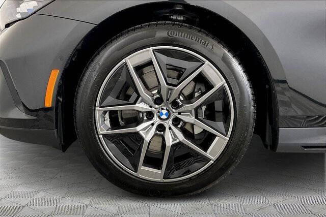 2026 BMW 5 Series 530i xDrive