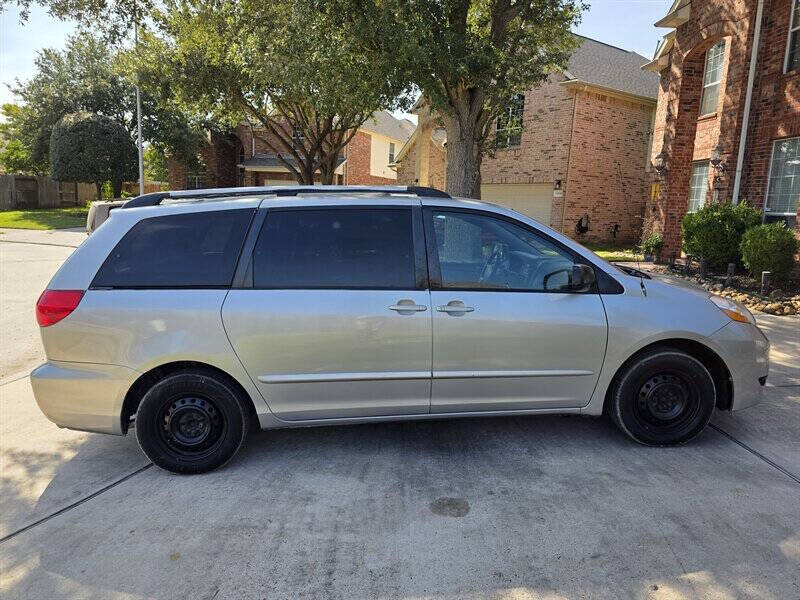 2007 Toyota Sienna LE 7-Passenger