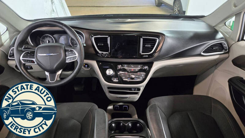 2019 Chrysler Pacifica Touring Plus