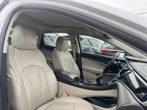 2017 Buick LaCrosse Premium