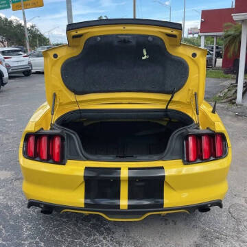 2016 Ford Mustang EcoBoost Premium