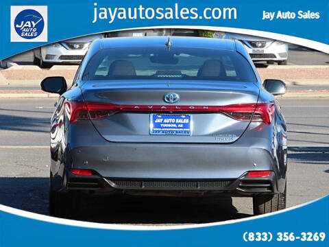 2020 Toyota Avalon Hybrid Limited