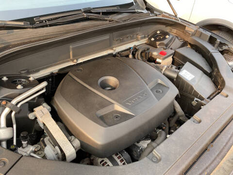 2019 Volvo XC60 T5 Momentum