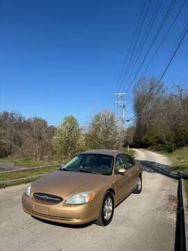 2001 Ford Taurus for sale at Dependable Motors in Lenoir City TN