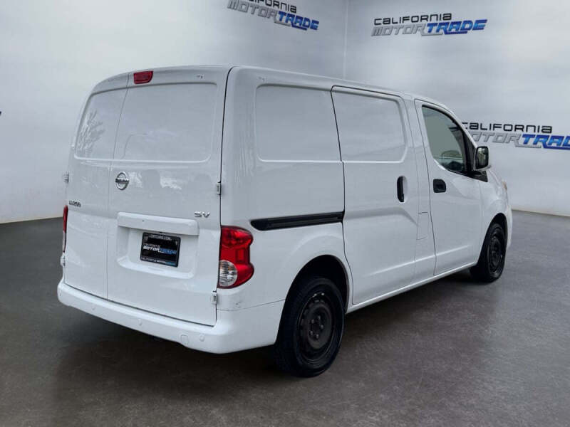 2021 Nissan NV200 SV