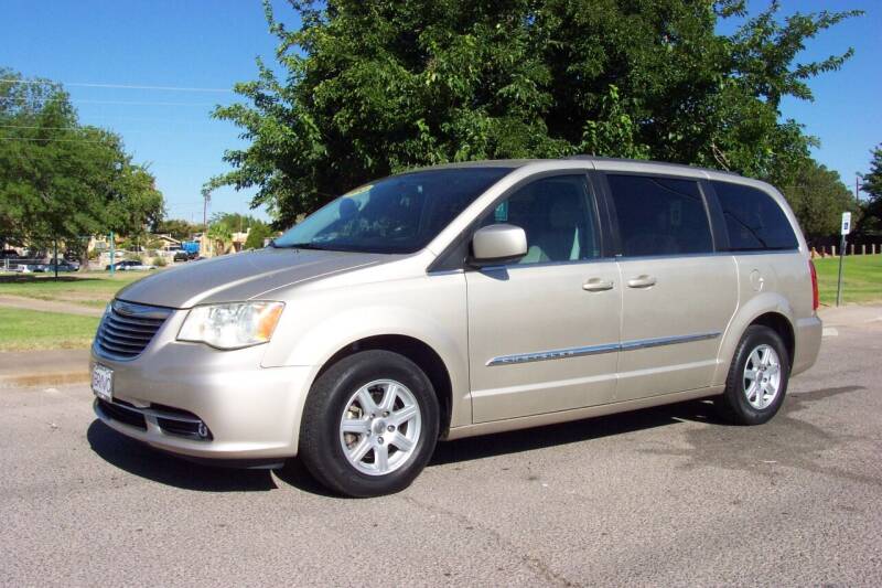 2013 Chrysler Town and Country for sale at Park N Sell Express in Las Cruces NM