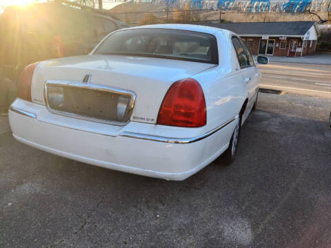 2007 Lincoln Town Car Signature