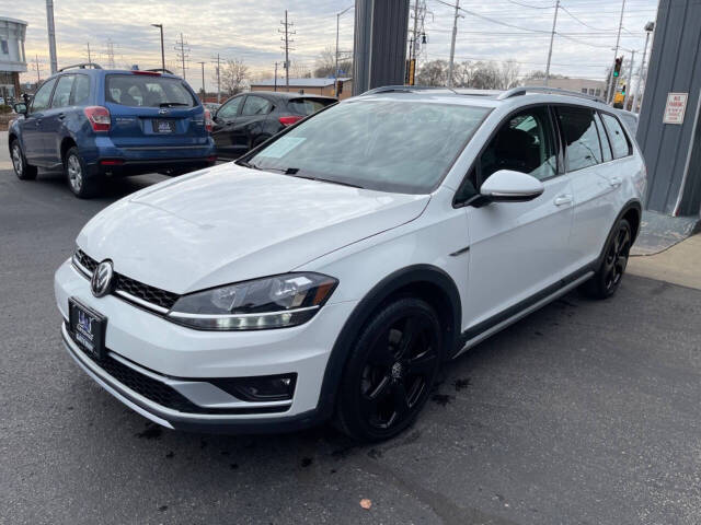 2018 Volkswagen Golf Alltrack for sale at Gateway Motor Sales in Cudahy, WI