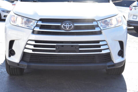 2017 Toyota Highlander LE