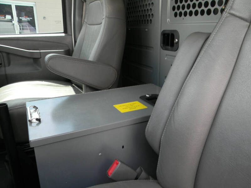2017 Chevrolet Express 2500