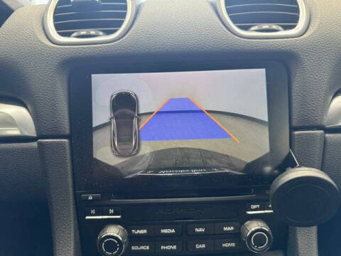 2021 Porsche 718 Cayman T