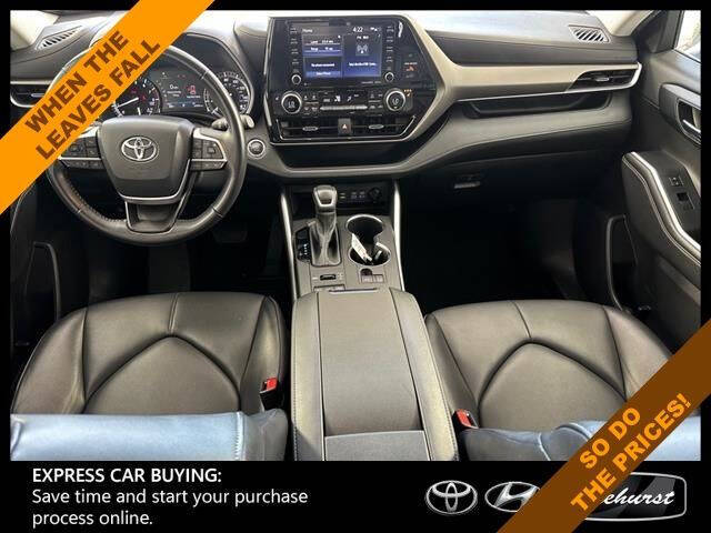 Used 2022 Toyota Highlander XLE with VIN 5TDGZRBH2NS233149 for sale in Lighthouse Point, FL