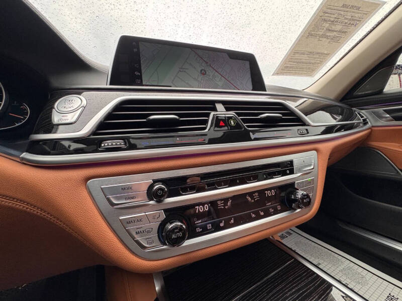 2018 BMW 7 Series 740i xDrive