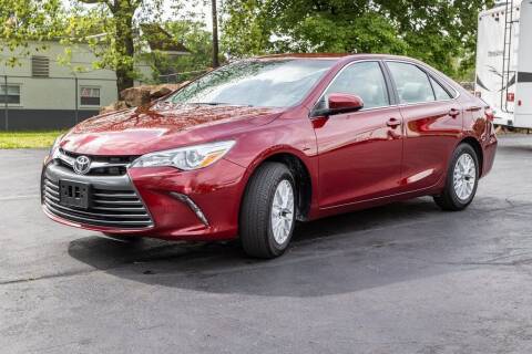 2017 Toyota Camry for sale at CROSSROAD MOTORS in Caseyville IL