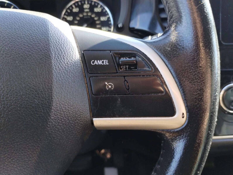 2015 Mitsubishi Outlander SE