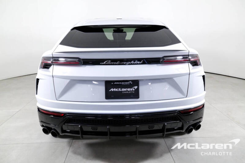 2022 Lamborghini Urus