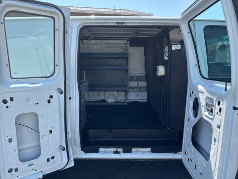 2009 Ford E250 CARGO VAN