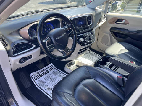 2019 Chrysler Pacifica Touring L
