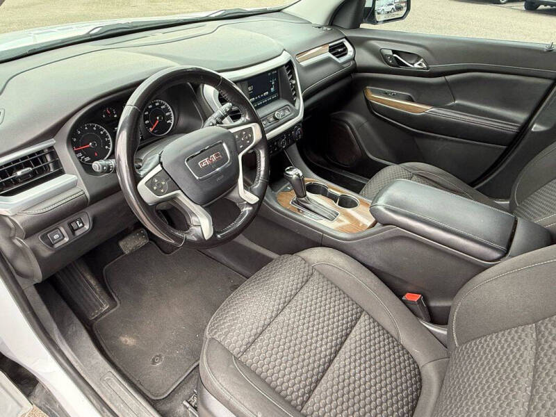 2019 GMC Acadia SLE-1