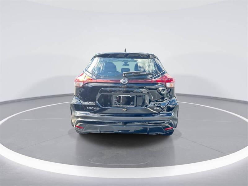 2024 Nissan Kicks SV