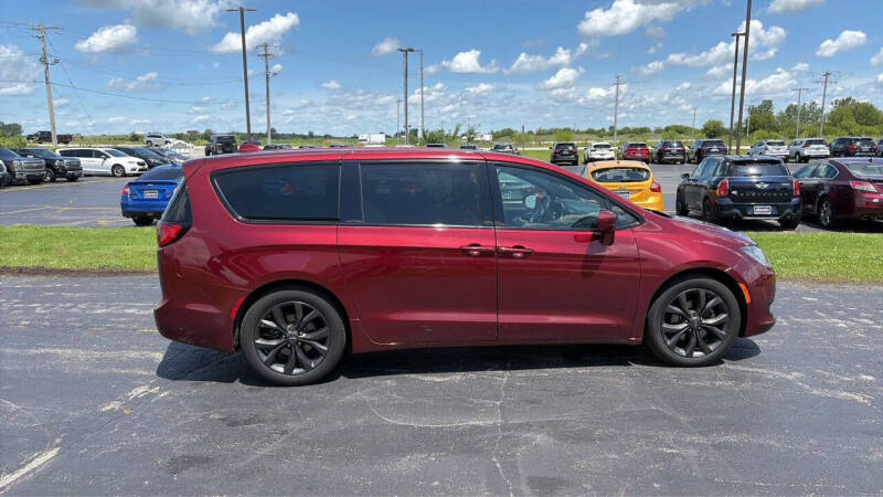2019 Chrysler Pacifica Touring Plus