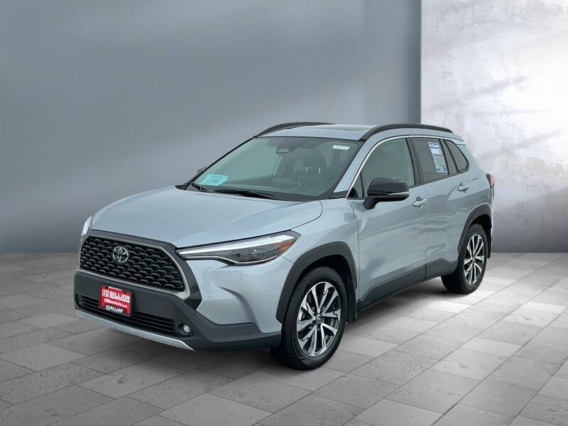 2025 Toyota Corolla Cross XLE