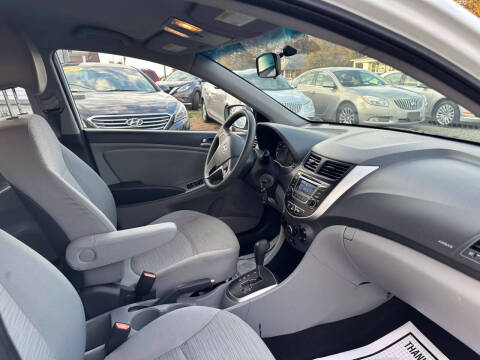 2015 Hyundai Accent GS