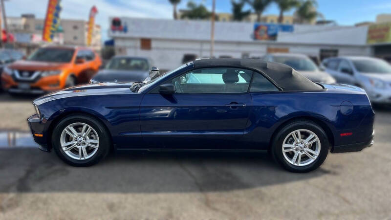 2012 Ford Mustang V6 Premium